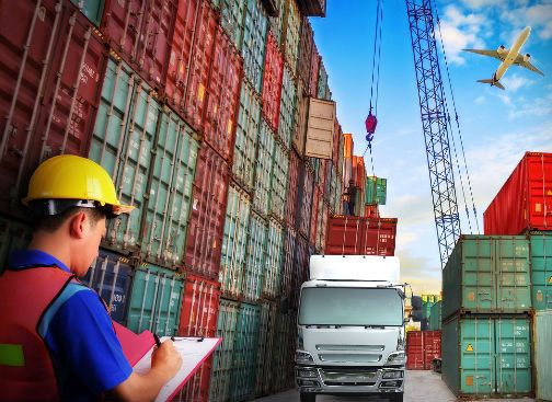 需求增长、稳增长政策见效 上半年货物贸易进出口“双升”